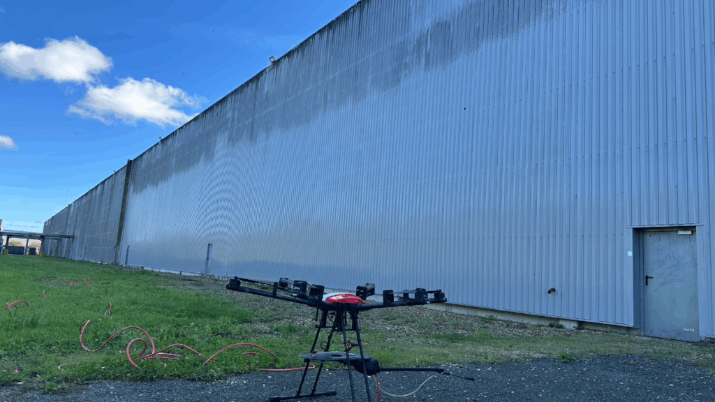 Nettoyage d’entrepôts, façades, toitures, monuments et bâtiments publics – Drones Nettoyage