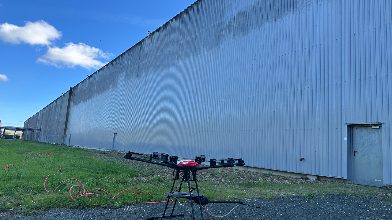 Nettoyage d’entrepôts, façades, toitures, monuments et bâtiments publics – Drones Nettoyage